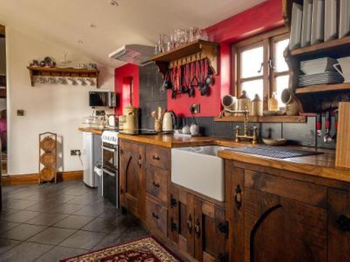 Peak District Cottage Set In 5 Acres Near Buxton Бакстон Экстерьер фото