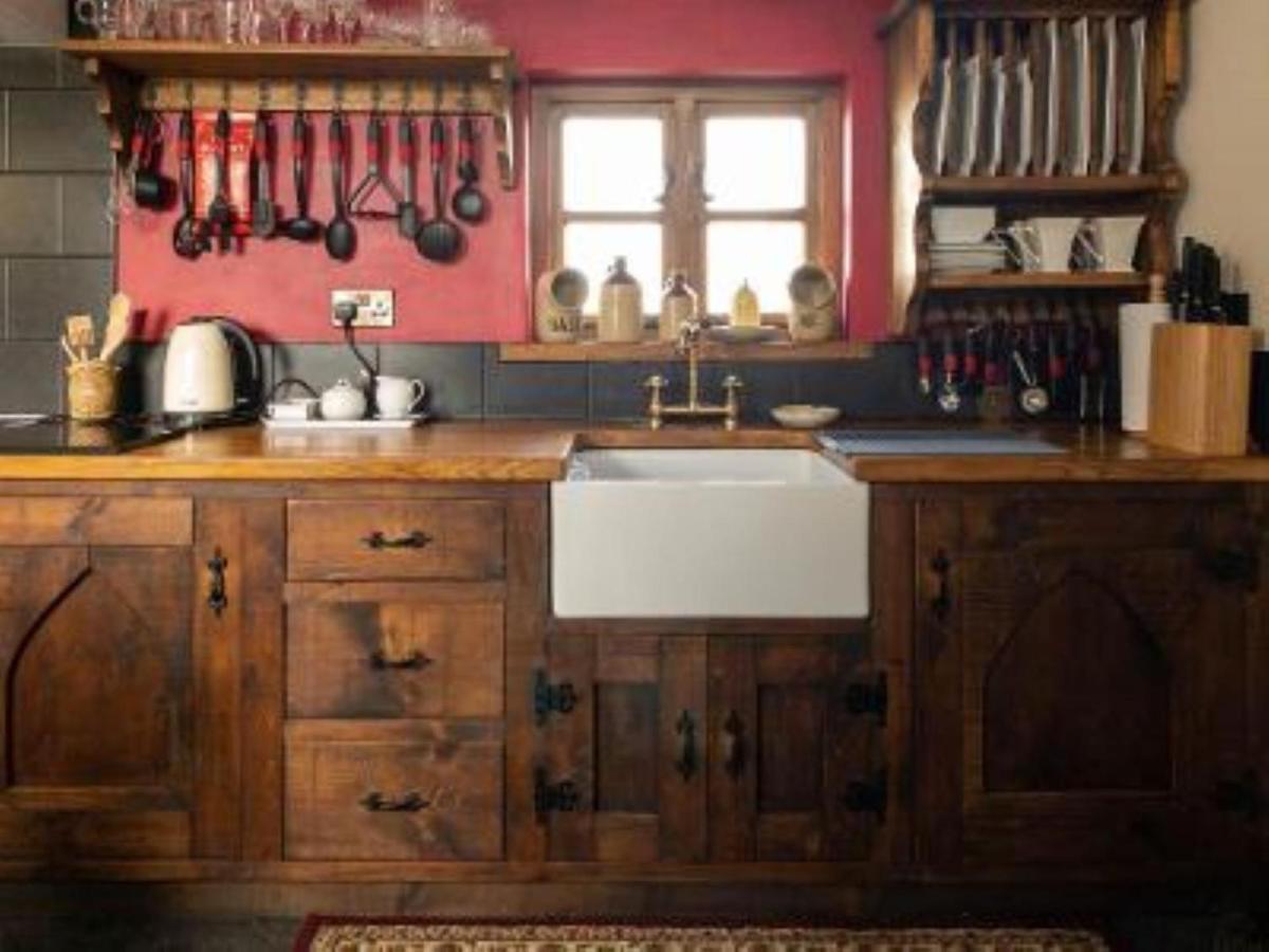 Peak District Cottage Set In 5 Acres Near Buxton Бакстон Экстерьер фото